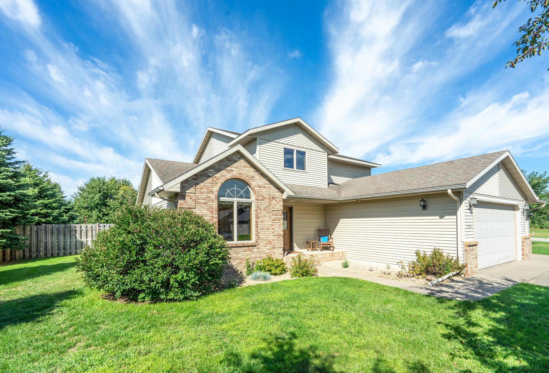 14983 Garden Court - Photo 2