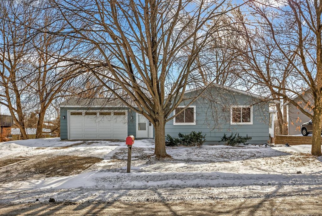 Photo of 1944 Davis Court, Shakopee, MN 55379 (MLS # 7013818)