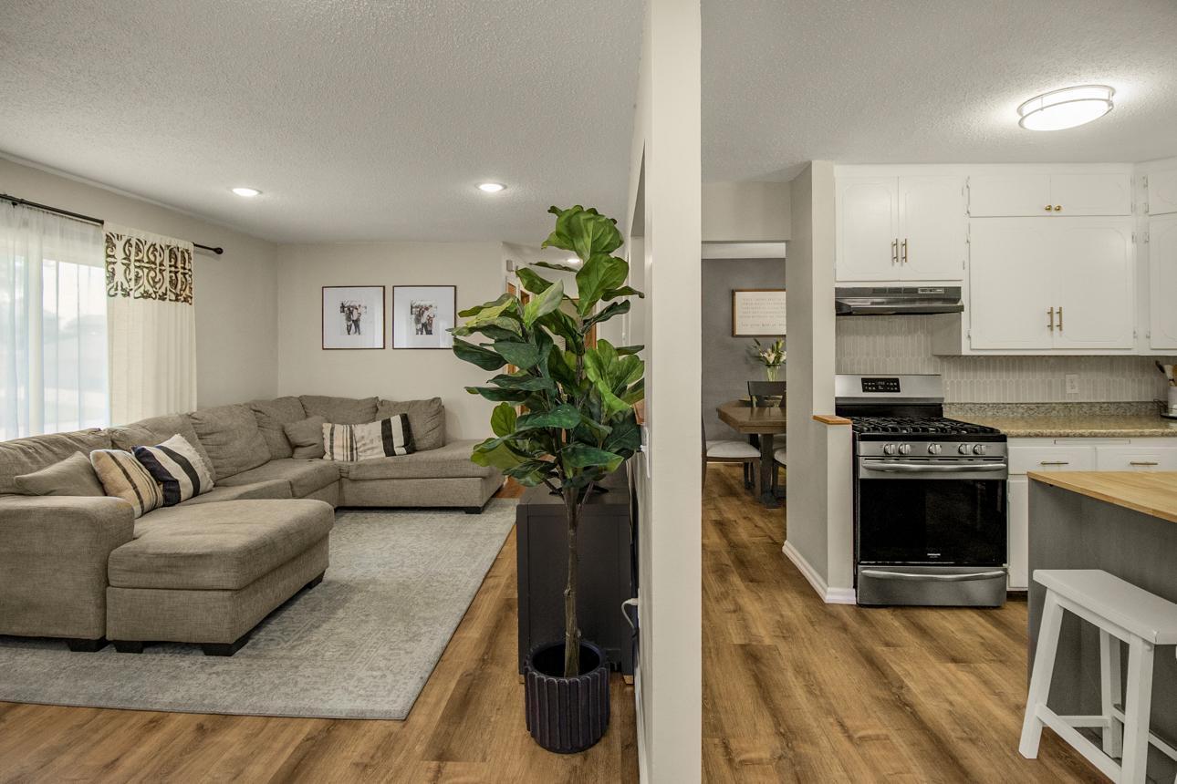 5829 Upper 183rd Street W