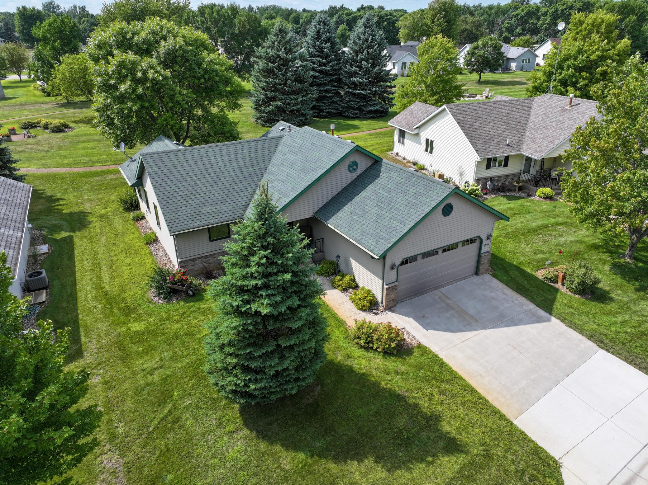 1276 Westbrook Circle
