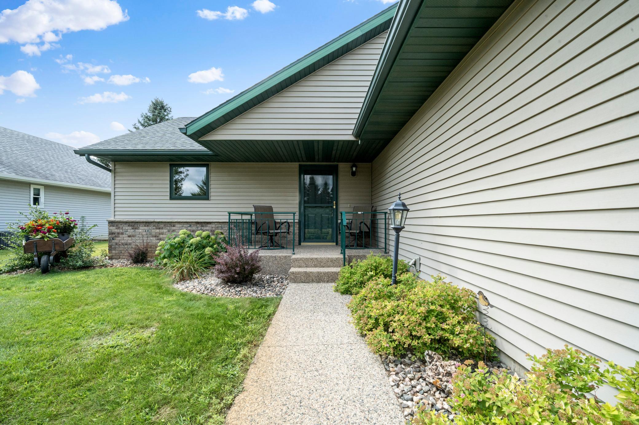 1276 Westbrook Circle