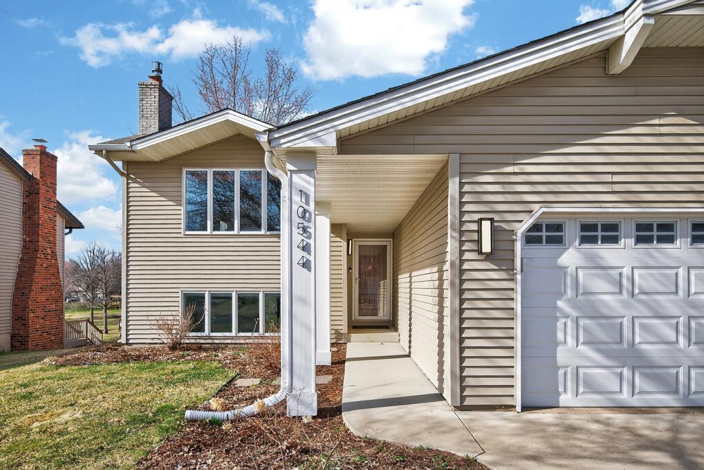 Photo of 10544 Lee Drive, Eden Prairie, MN 55347 (MLS # 7045917)