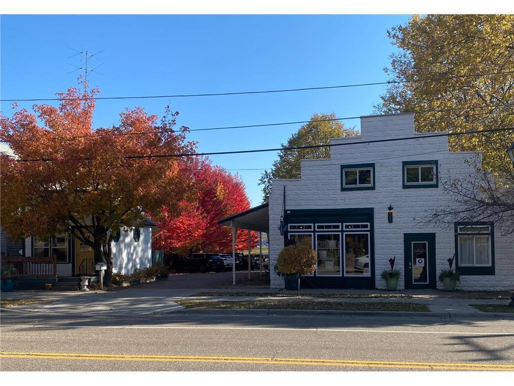 3343 Saint Croix Trl S