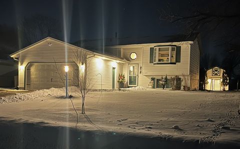 2480 Ryan Avenue E North Saint Paul MN 55109