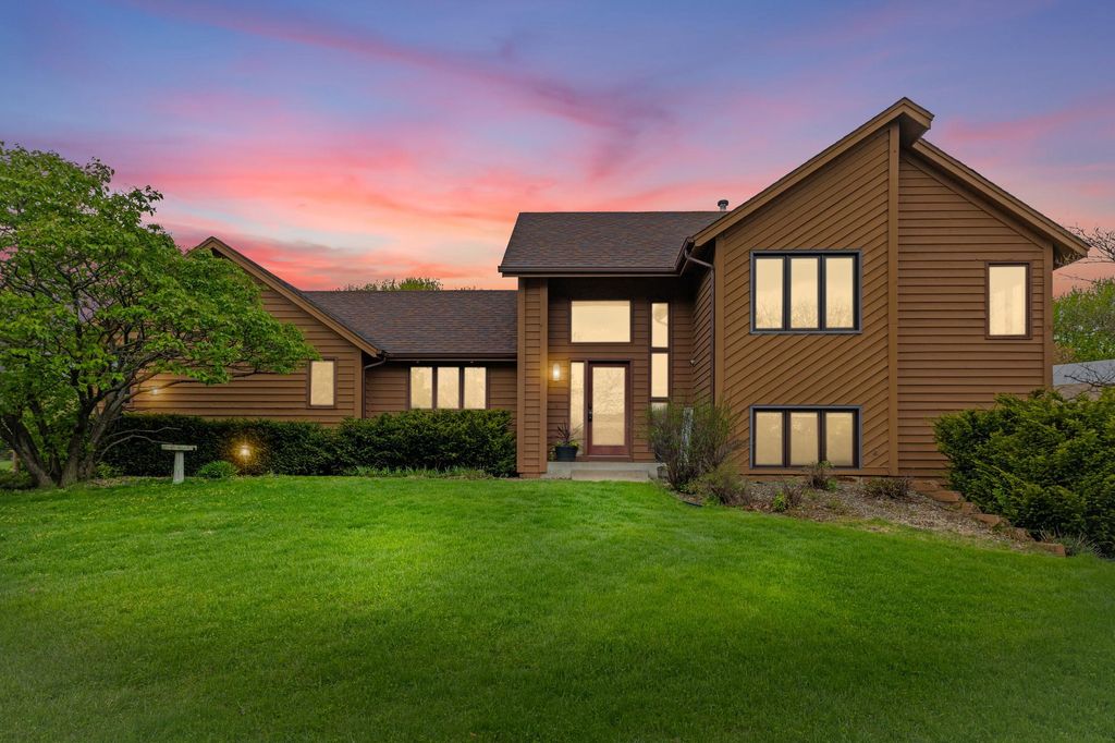 Photo of 20702 Jaguar Terrace, Lakeville, MN 55044 (MLS # 7065016)