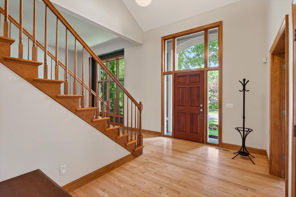 Photo of 3690 Yuma Lane N, Plymouth, MN 55446 (MLS # 7072831)