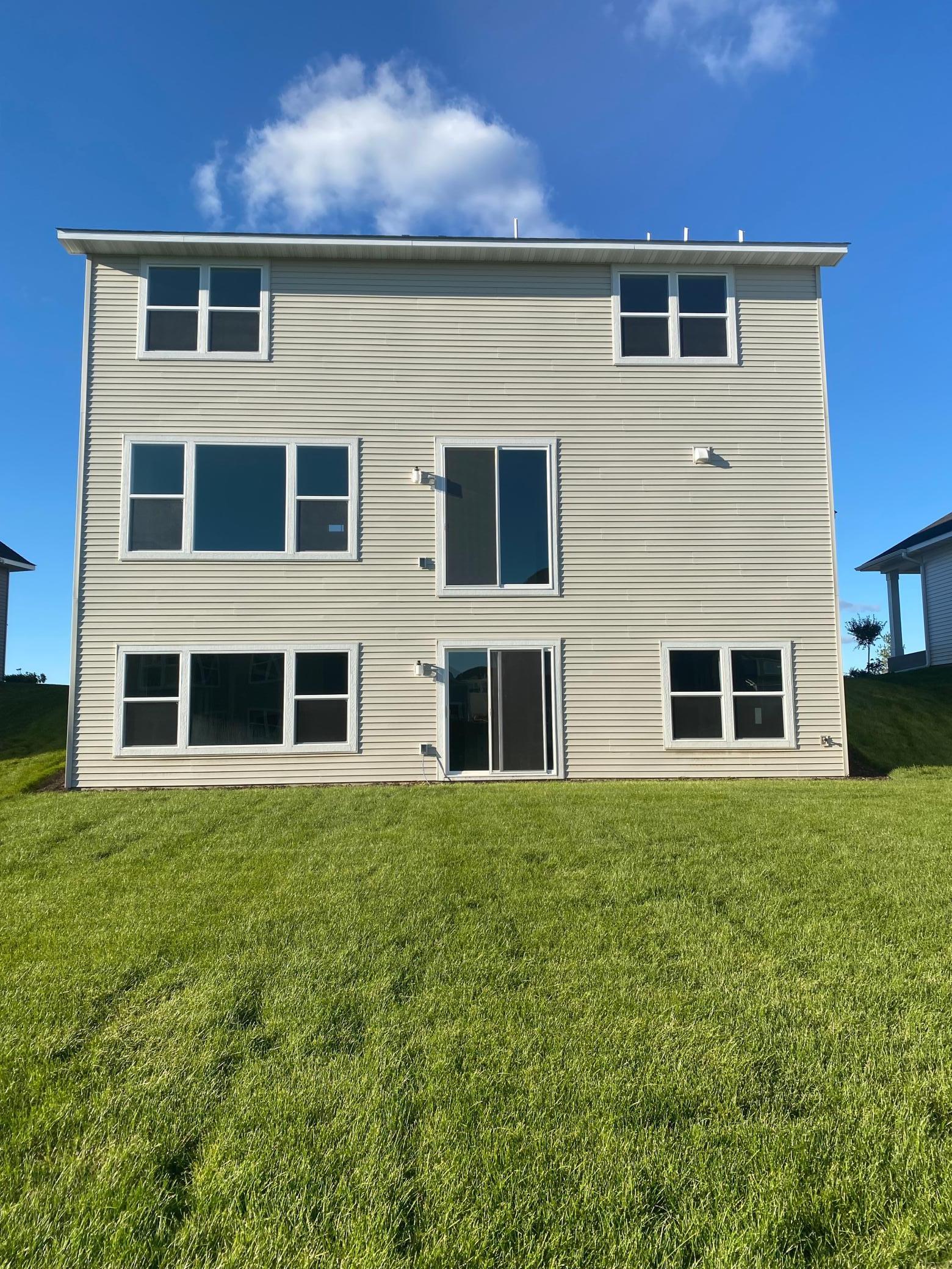 3445 Linden Ave Court N