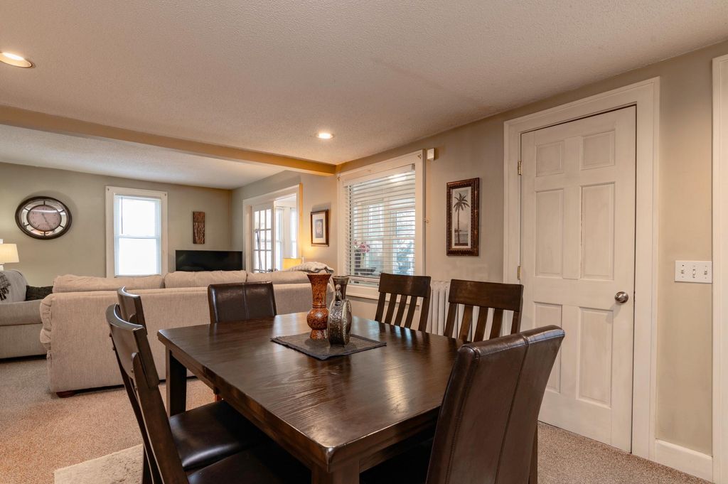 Photo of 1183 Hancock Street, Saint Paul, MN 55106 (MLS # 6818766)