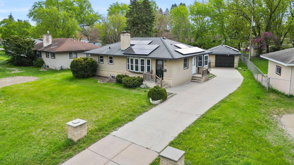 Photo of 5918 Admiral Lane N, Brooklyn Center, MN 55429 (MLS # 7018687)