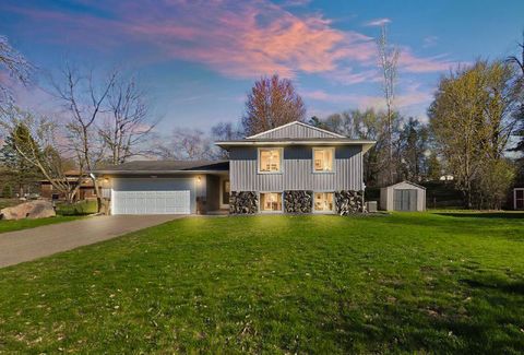 Photo of 1738 Palisade Circle, Eagan, MN 55122 (MLS # 7034990)