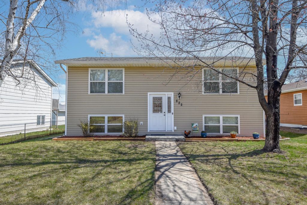 Photo of 822 10th Avenue SE, Saint Cloud, MN 56304 (MLS # 7056569)