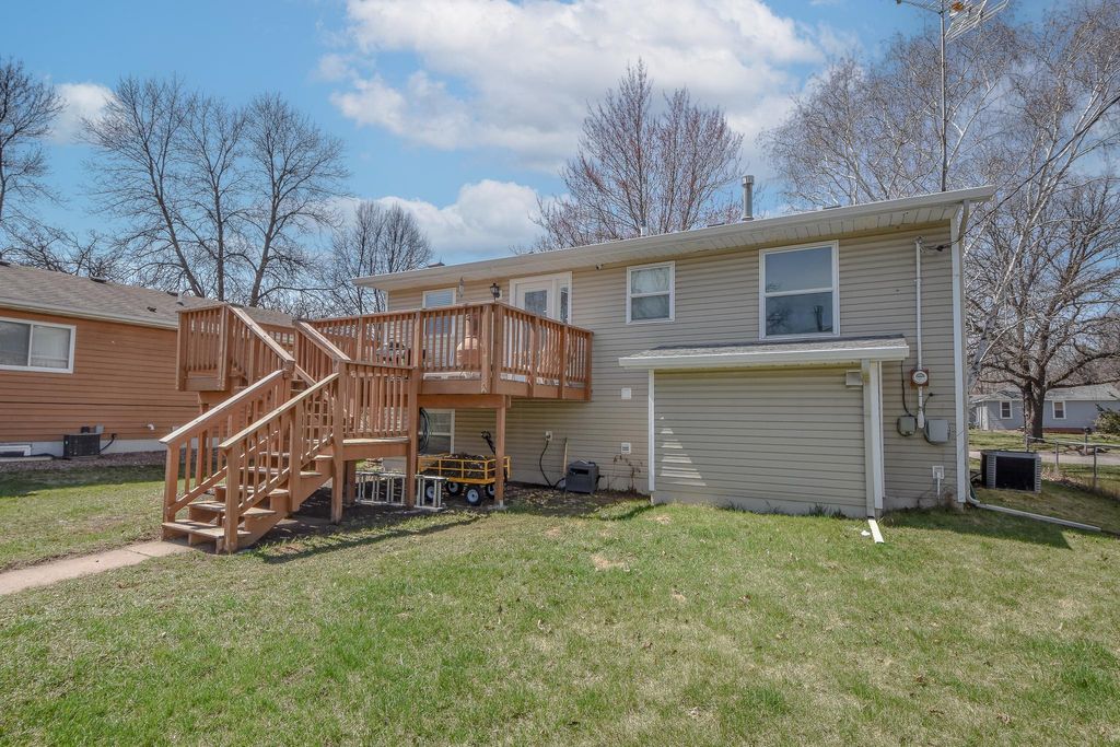 Photo of 822 10th Avenue SE, Saint Cloud, MN 56304 (MLS # 7056569)