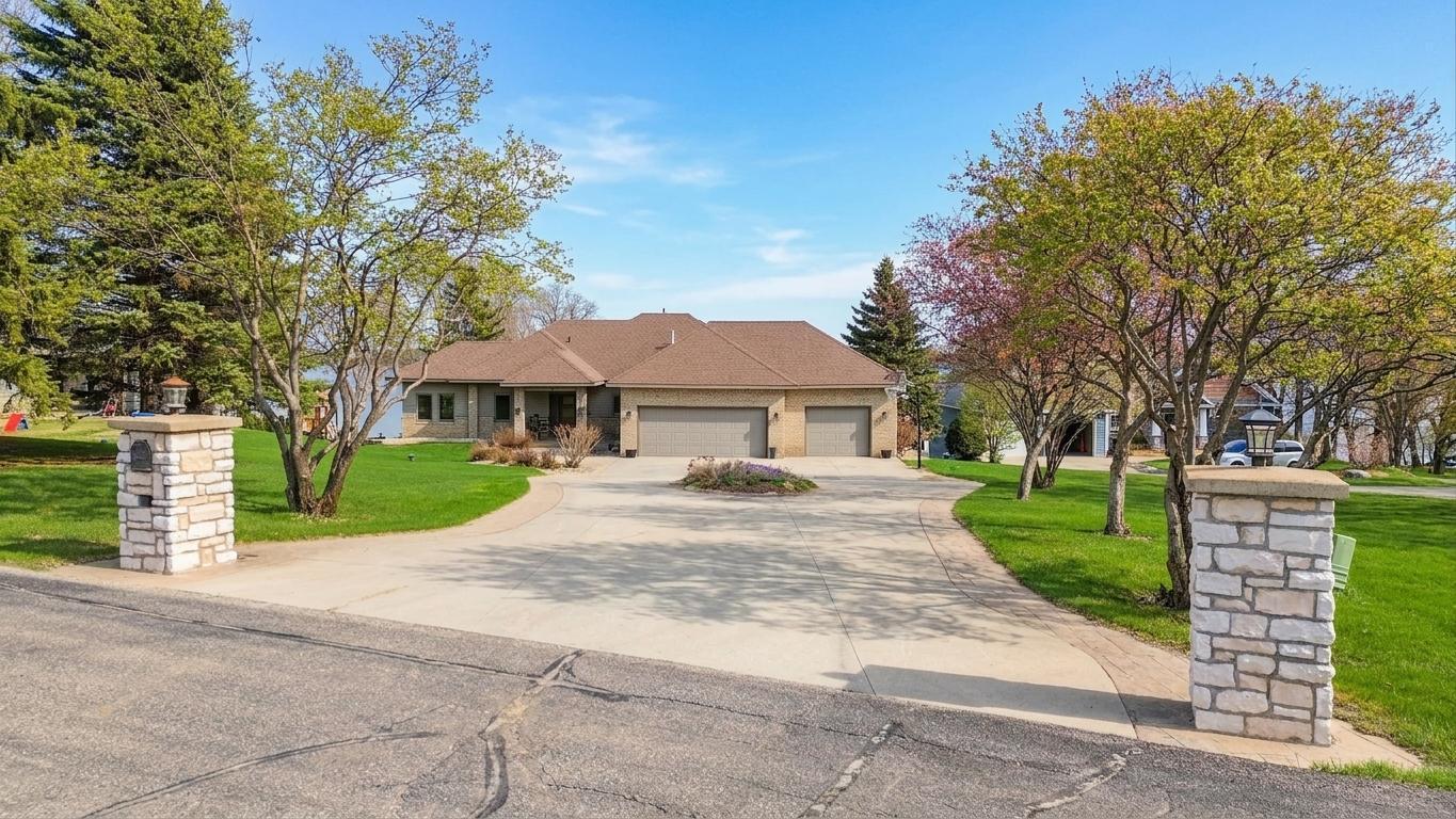 5979 24th Street NE