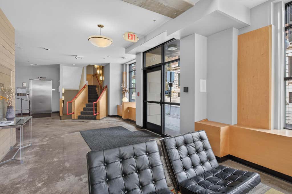 Photo of 270 4th Street E #102, Saint Paul, MN 55101 (MLS # 7104865)