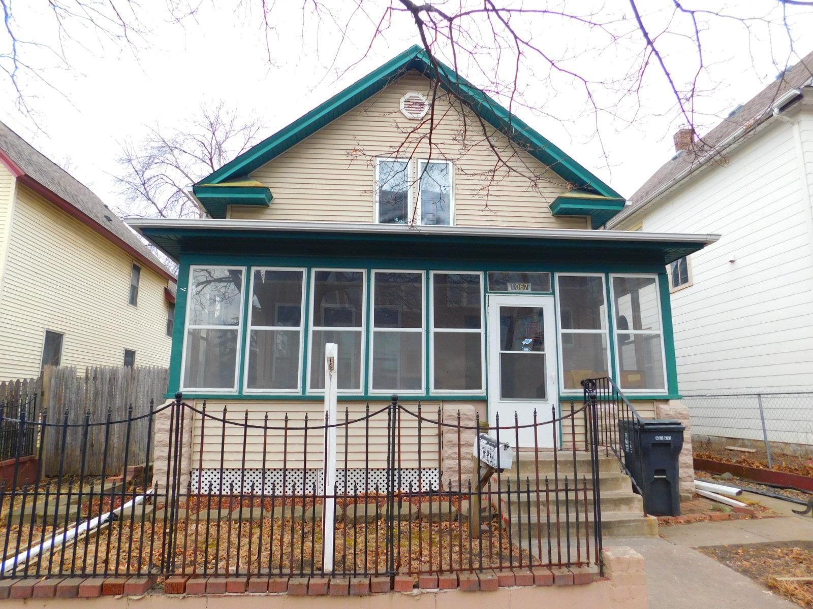 1067 Fremont Avenue