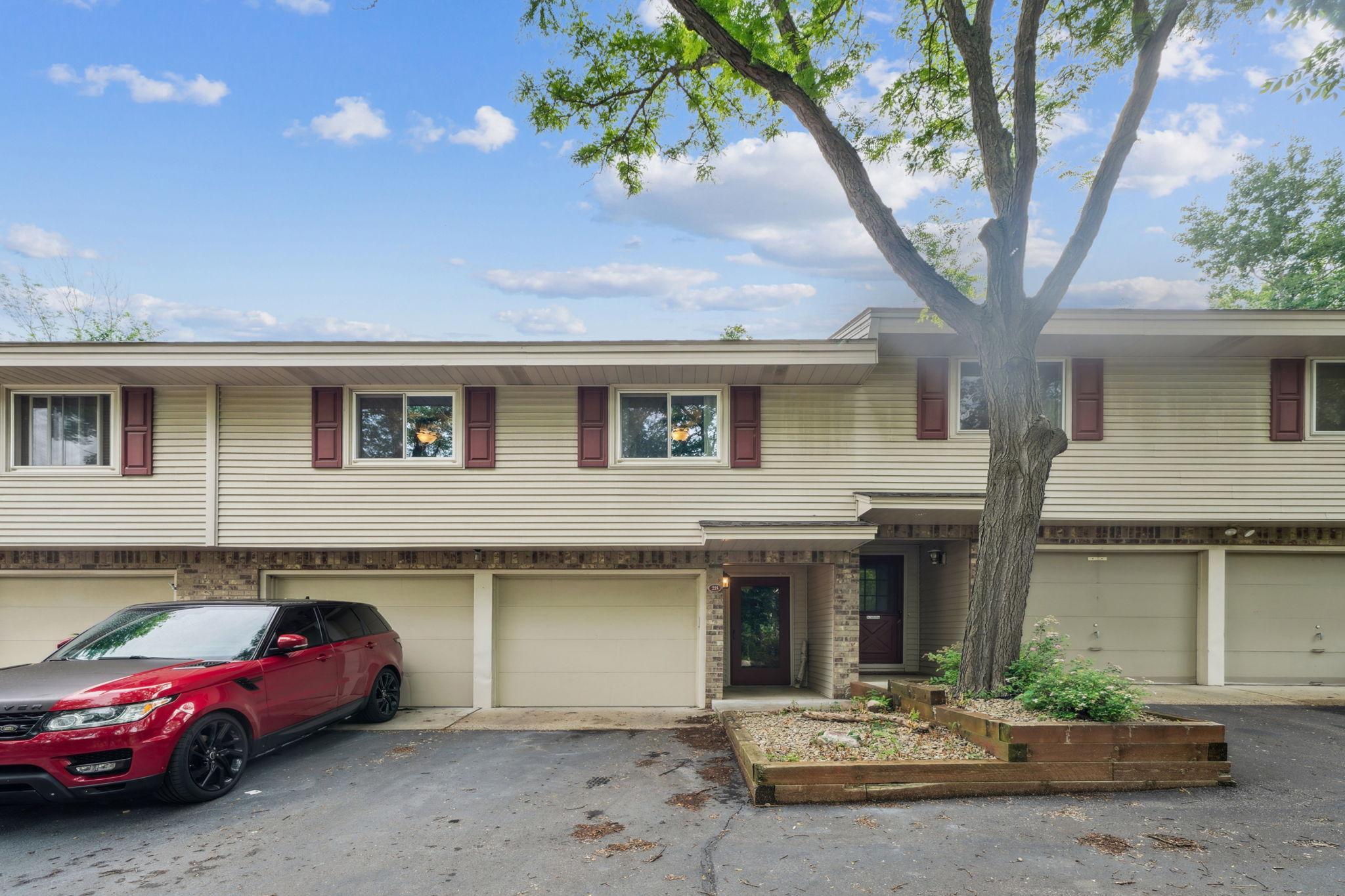 28 Garden Drive