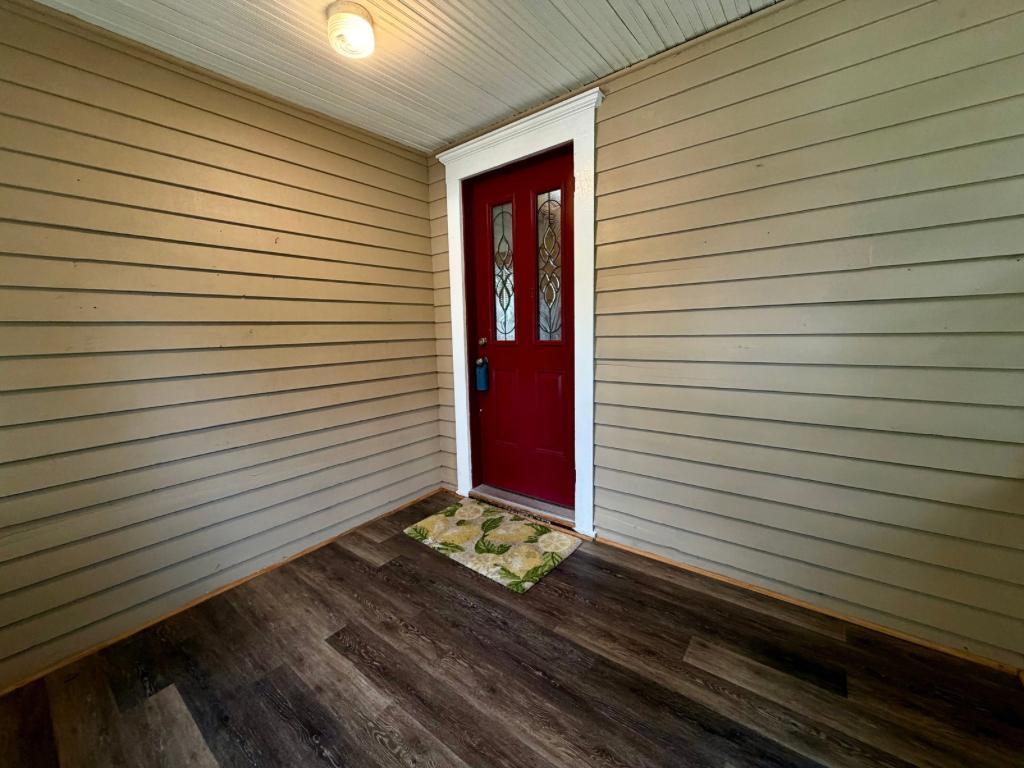 Photo of 864 Delaware Avenue, Saint Paul, MN 55107 (MLS # 7148857)