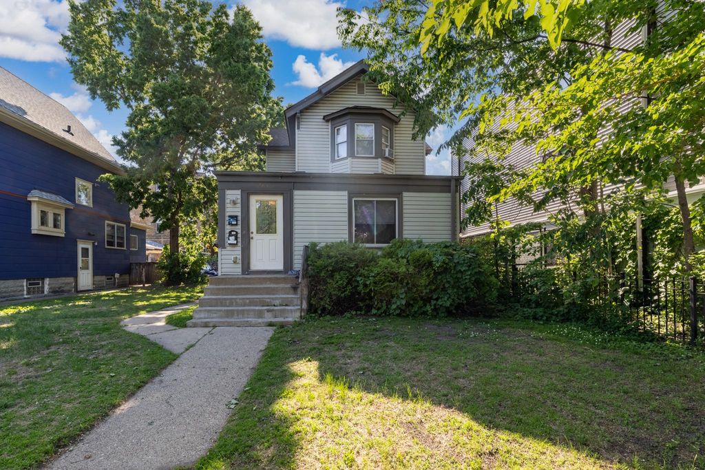 Photo of 2314 Portland Avenue S, Minneapolis, MN 55404 (MLS # 7075280)