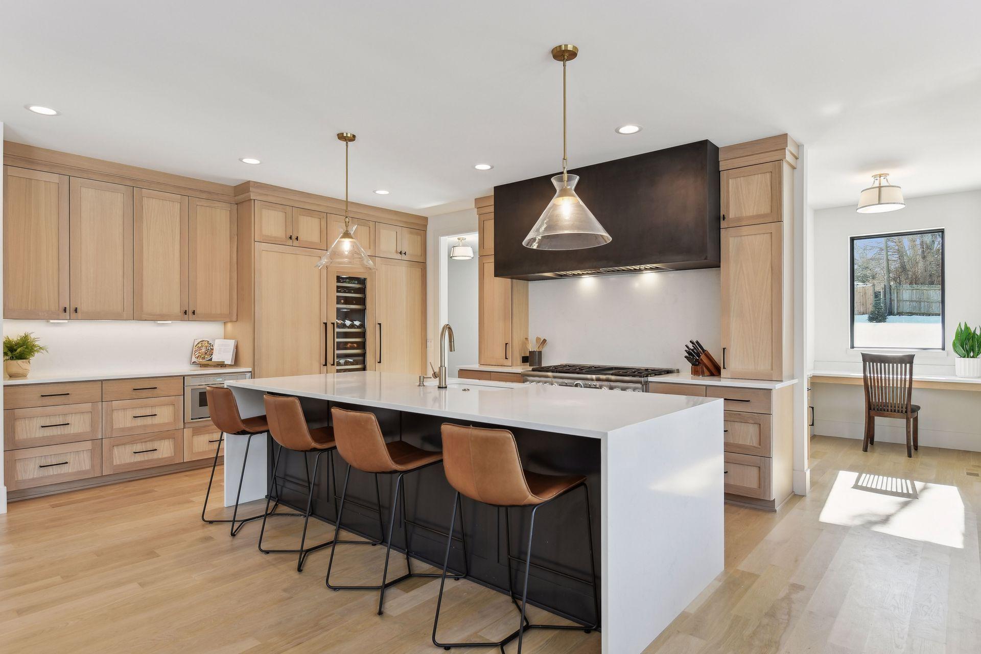 3908 Oak Road