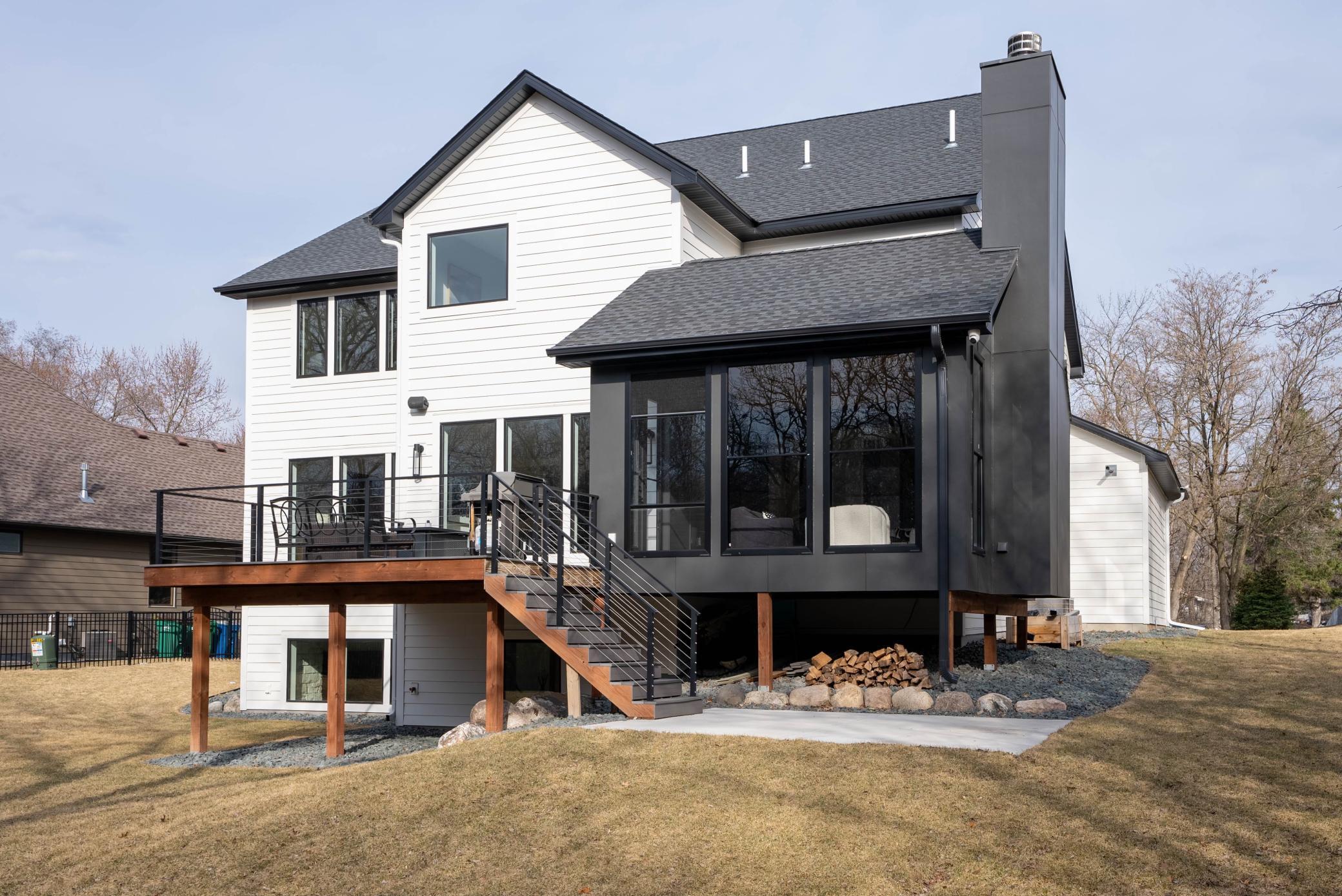 3908 Oak Road