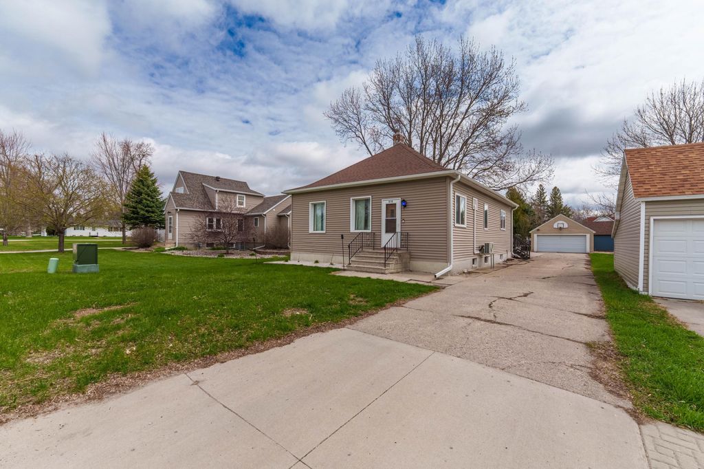 Photo of 610 5th Street, Hawley, MN 56549 (MLS # 7068895)