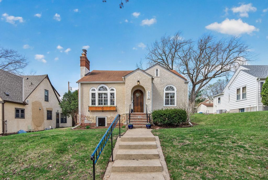 Photo of 5236 16th Avenue S, Minneapolis, MN 55417 (MLS # 7039603)