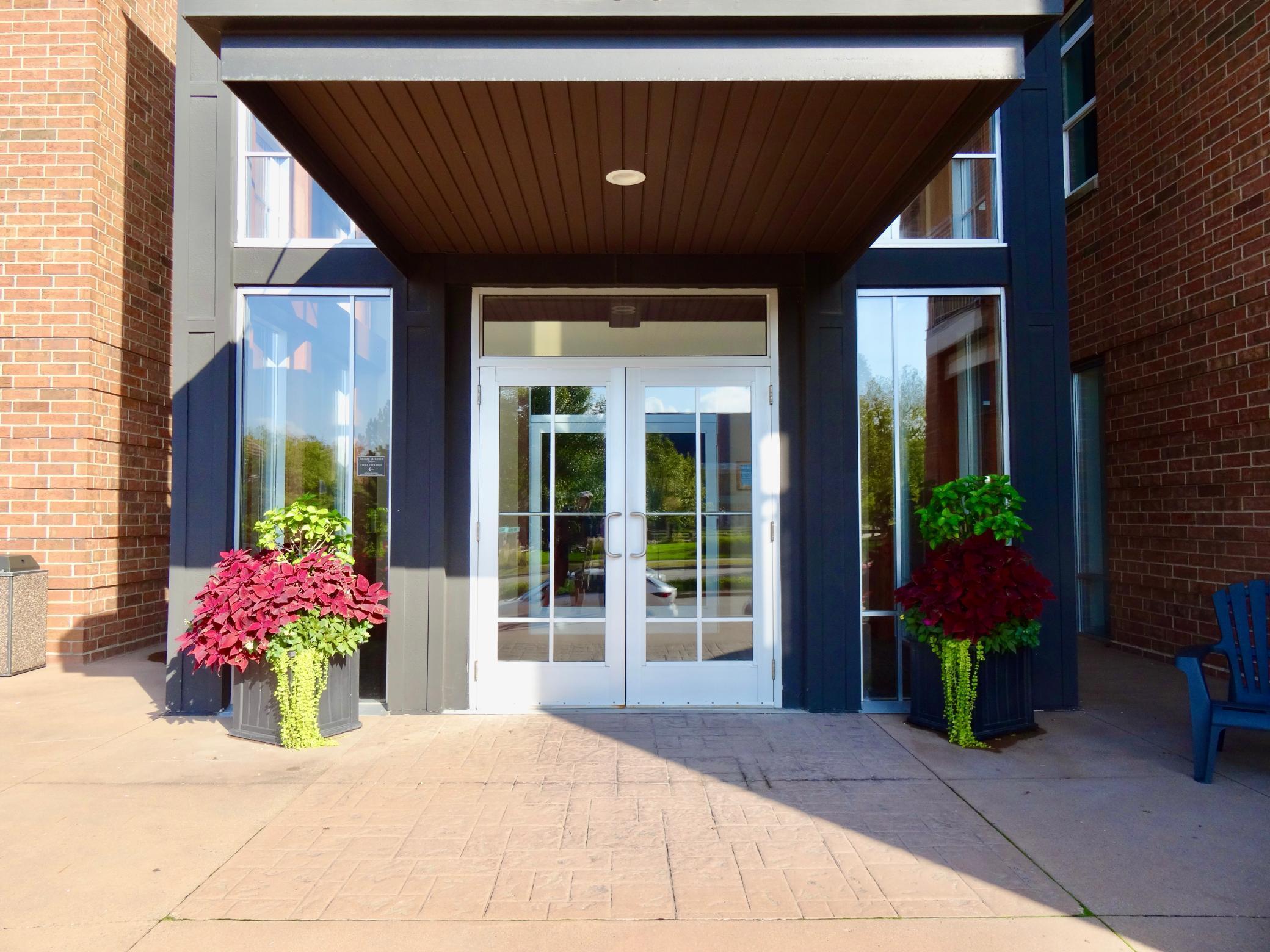 12501 Nicollet Avenue 401