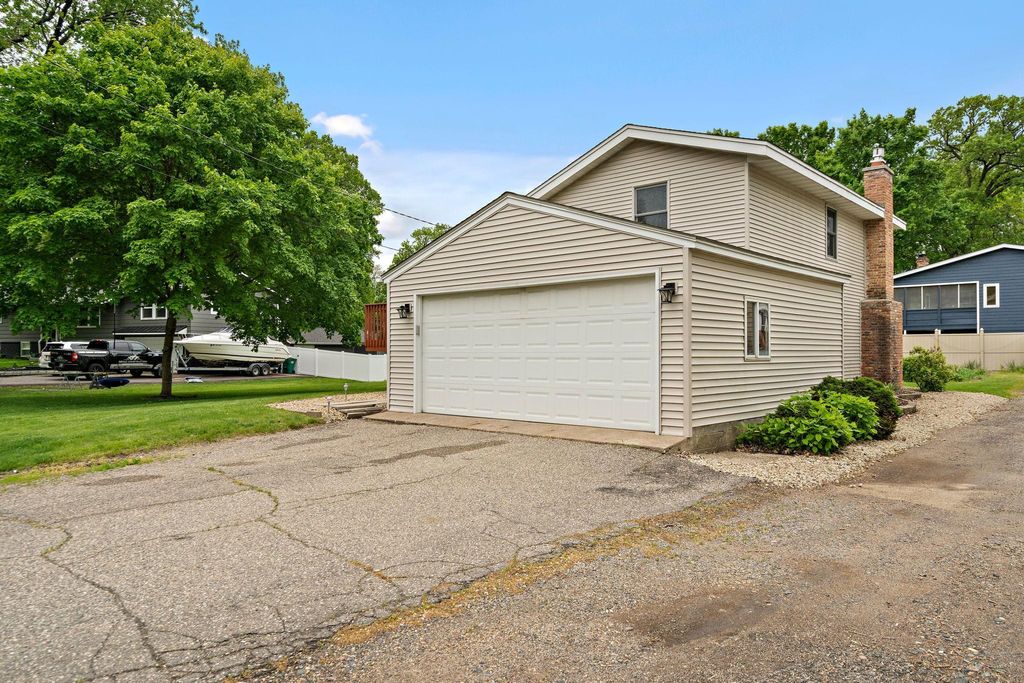 Photo of 2179 Noble Lane, Mound, MN 55364 (MLS # 7030914)