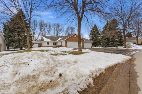 Photo of 706 24th Street SE, Willmar, MN 56201 (MLS # 6819974)
