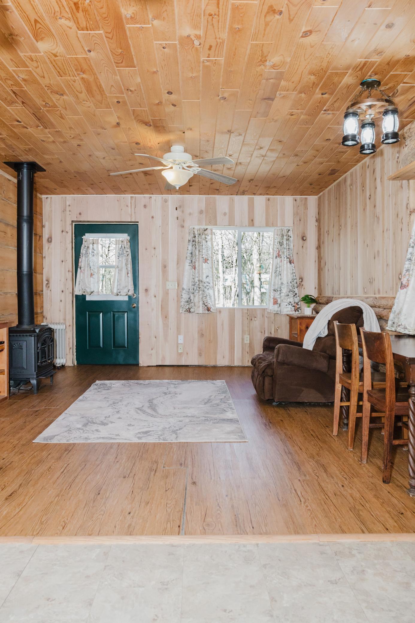 25266 Oak Knoll Trail
