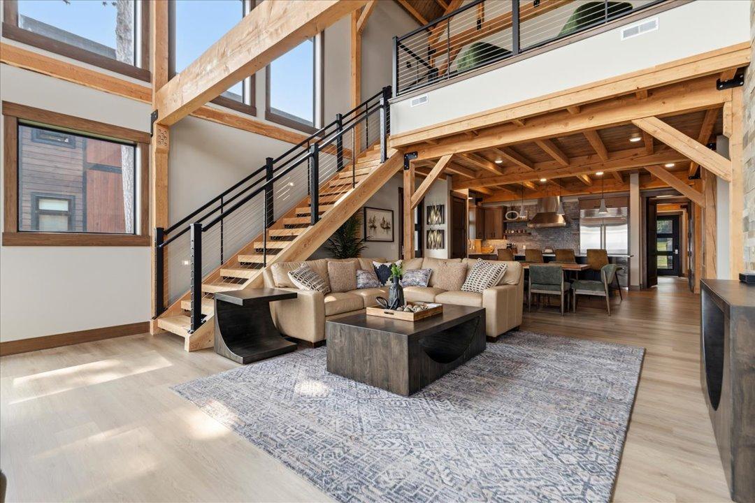 Cragun's Hillside #707 6 Bdrm Cronobles Court