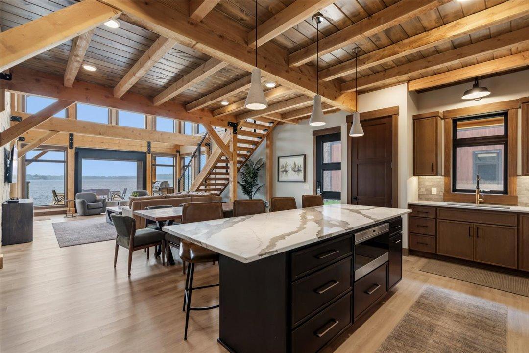 Cragun's Hillside #707 6 Bdrm Cronobles Court