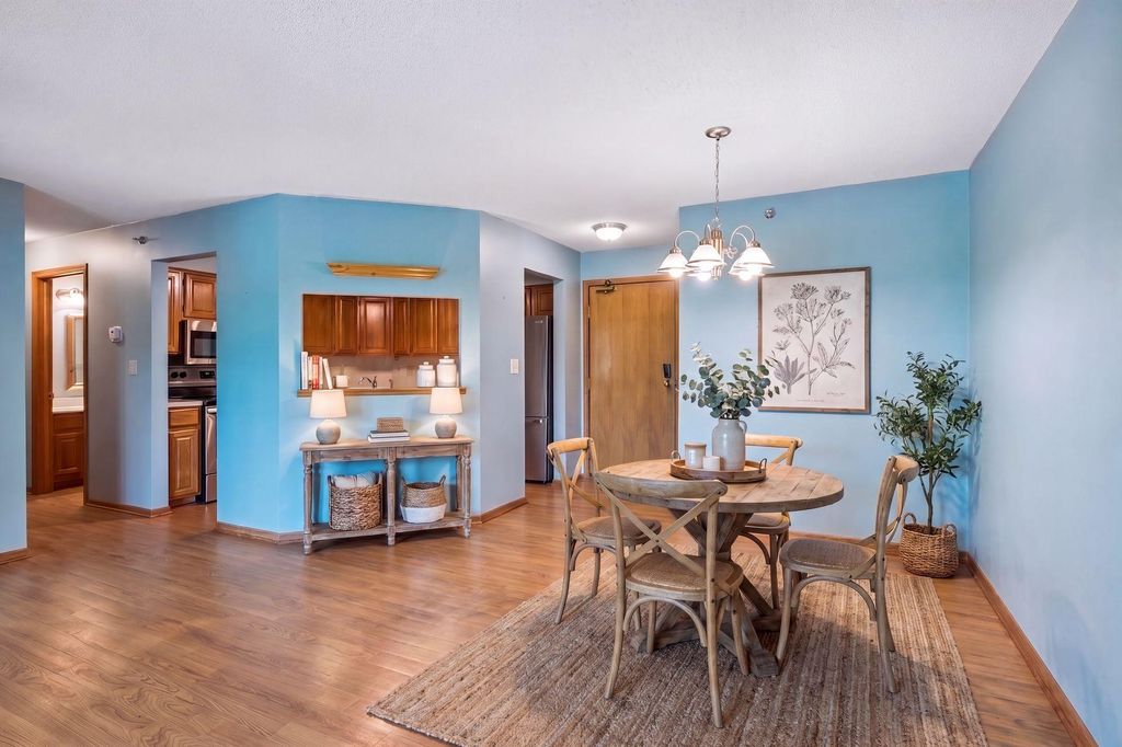 Photo of 3801 W 98th Street #209, Bloomington, MN 55431 (MLS # 7067937)