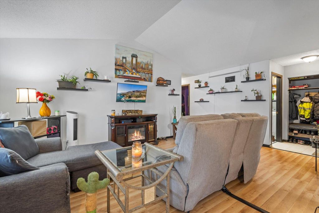 Photo of 4040 Maureen Drive NE #202, Columbia Heights, MN 55421 (MLS # 6825334)