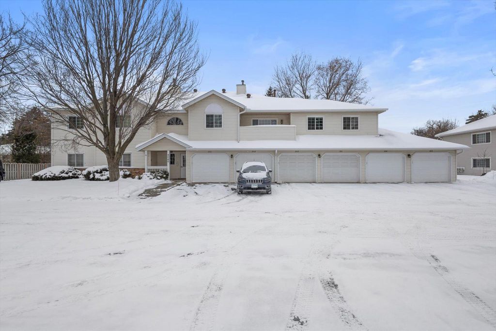Photo of 4040 Maureen Drive NE #202, Columbia Heights, MN 55421 (MLS # 6825334)
