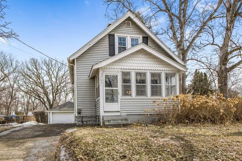 Photo of 1764 English Street, Maplewood, MN 55109 (MLS # 7017290)