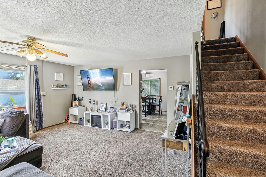 Photo of 508 Shadyside Circle, Hopkins, MN 55343 (MLS # 7006664)