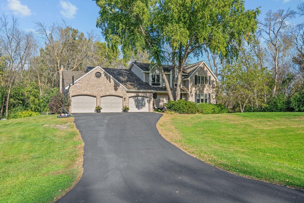 Photo of 725 Dickey Lake Drive, Long Lake, MN 55356 (MLS # 6803113)