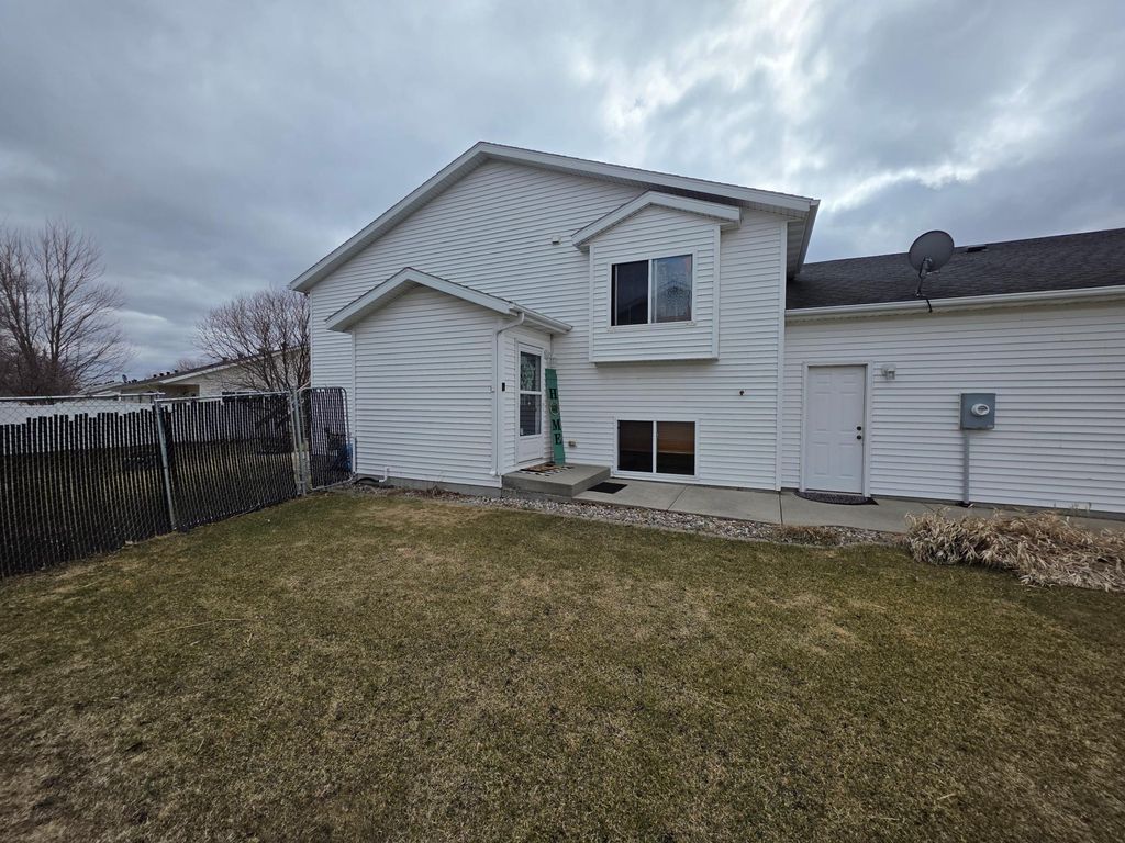 Photo of 814 Woodbridge Circle, Dilworth, MN 56529 (MLS # 7044874)