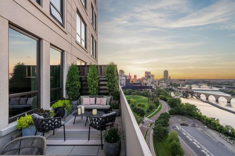 1111 W River Parkway 16C Minneapolis MN 55415