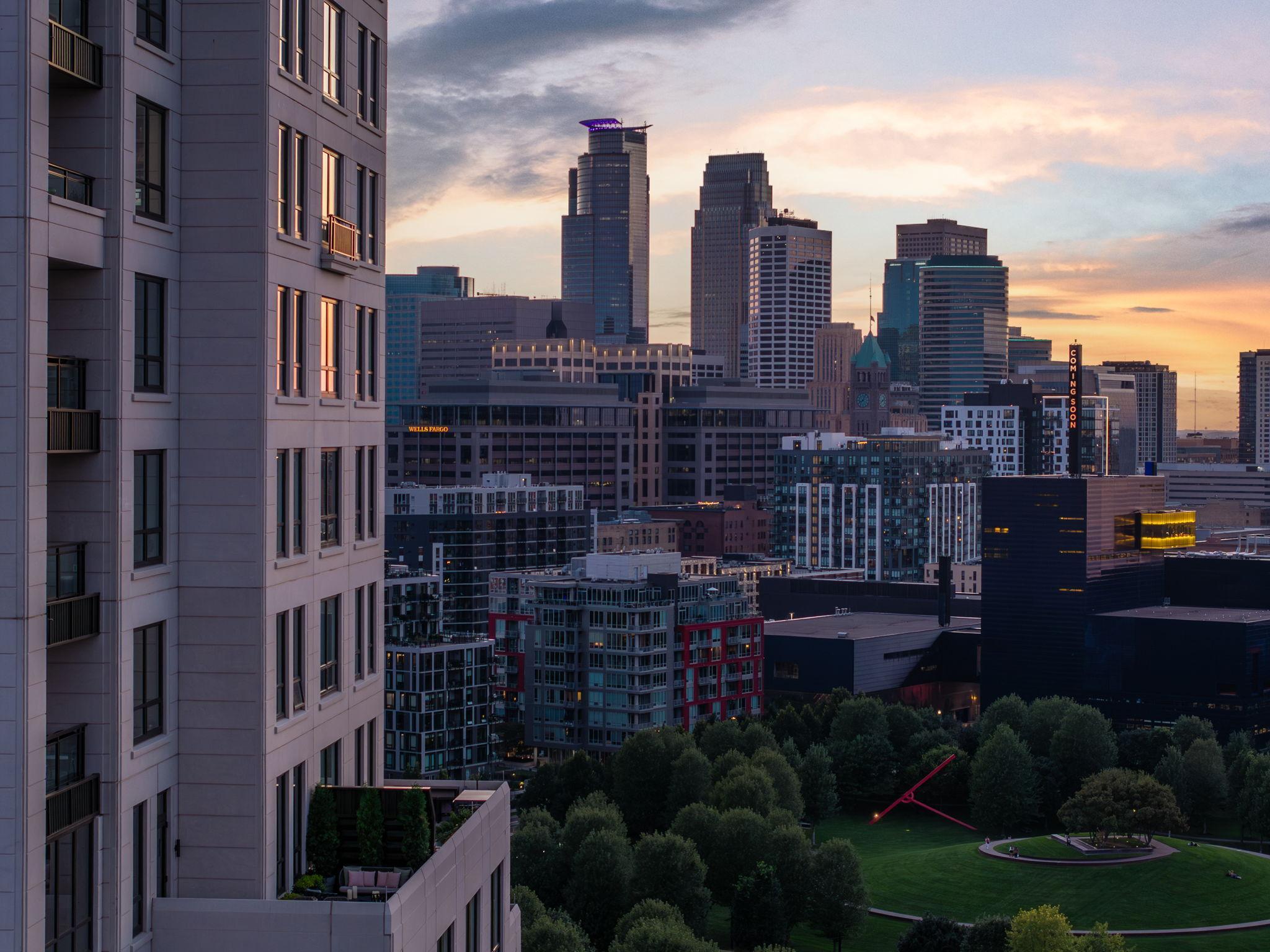 1111 W River Parkway 16C