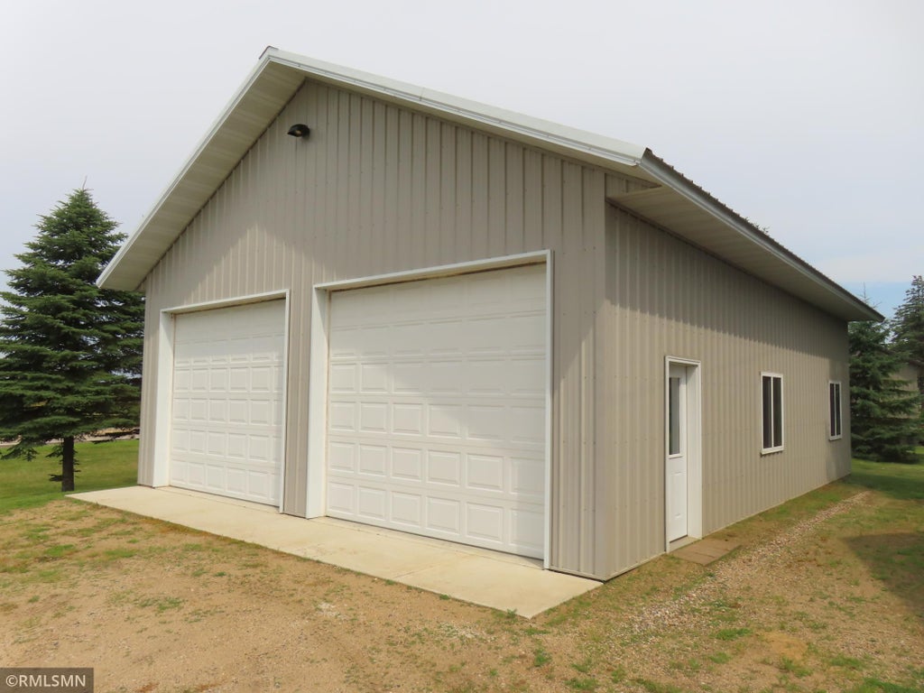 Photo of 1814 County Road 5 NW, Annandale, MN 55302 (MLS # 7103644)