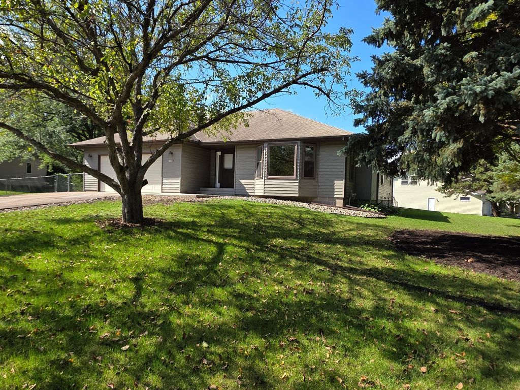 Photo of 8301 Lawndale Lane N, Maple Grove, MN 55311 (MLS # 6822629)