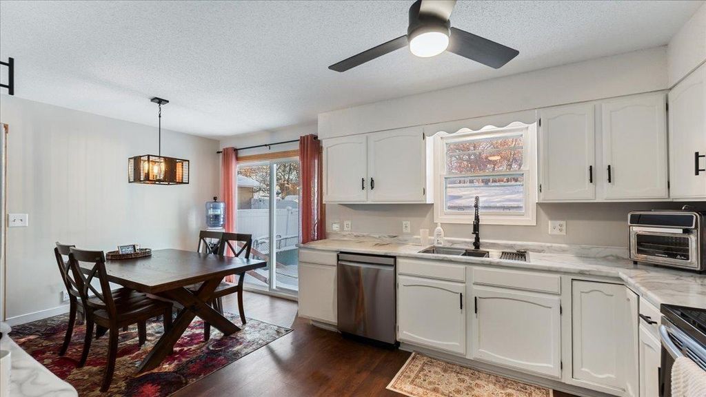 Photo of 1707 10th Avenue SE, Saint Cloud, MN 56304 (MLS # 7028548)