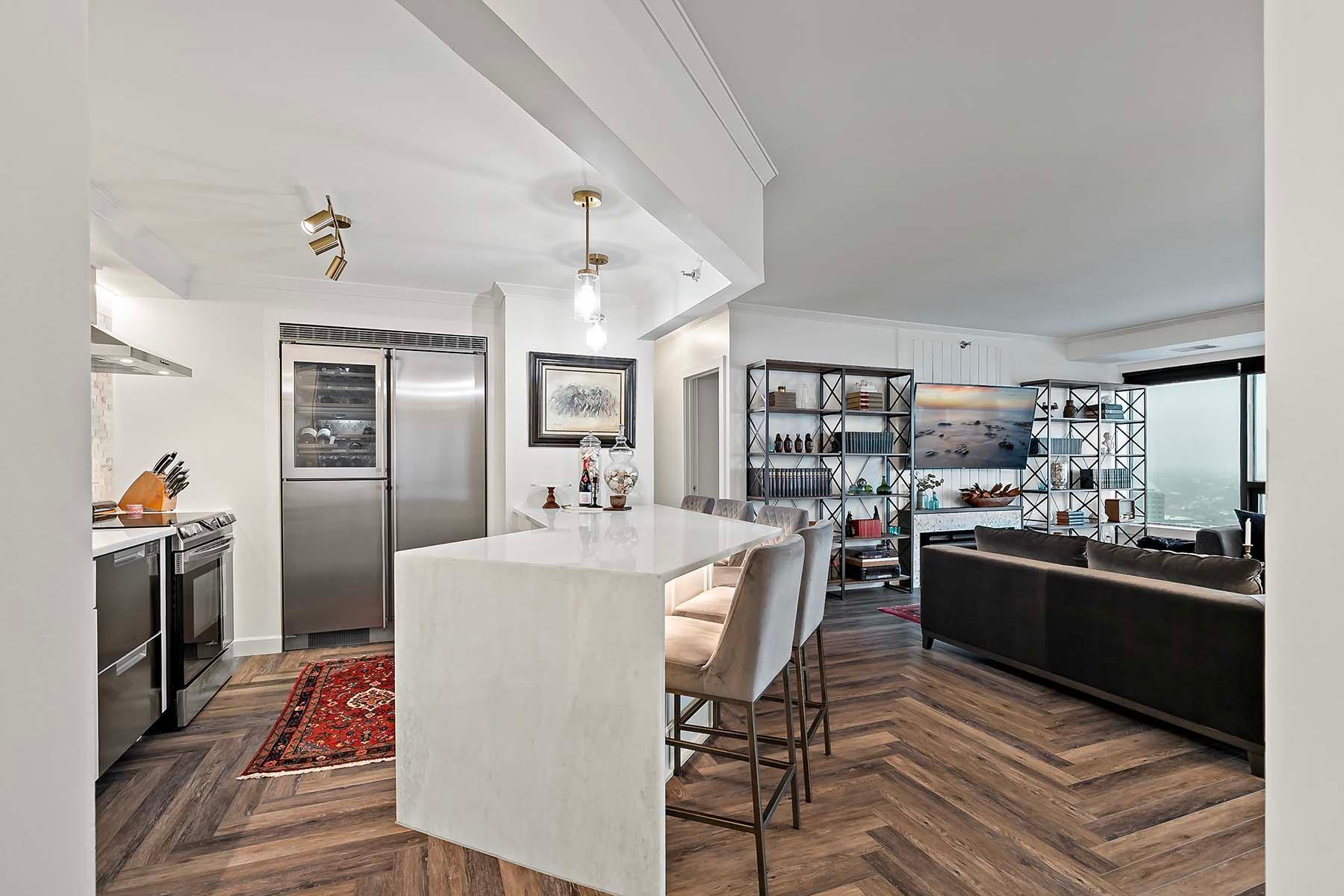 168 6th Street E 4105