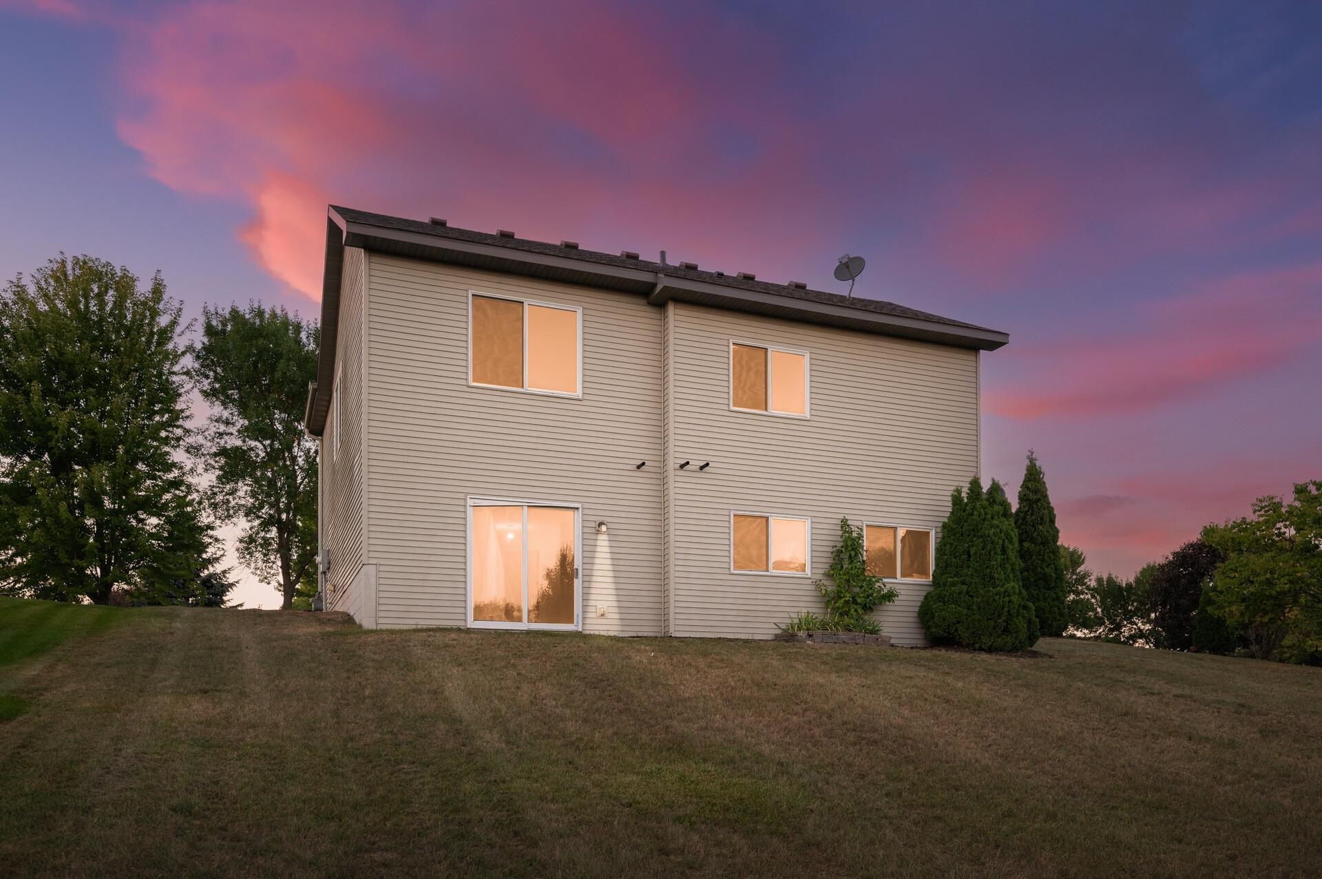 3668 Woodside Drive