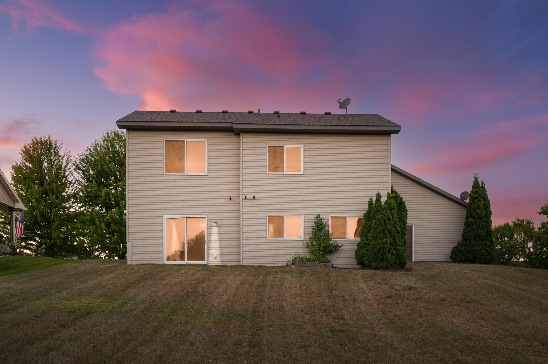 3668 Woodside Drive