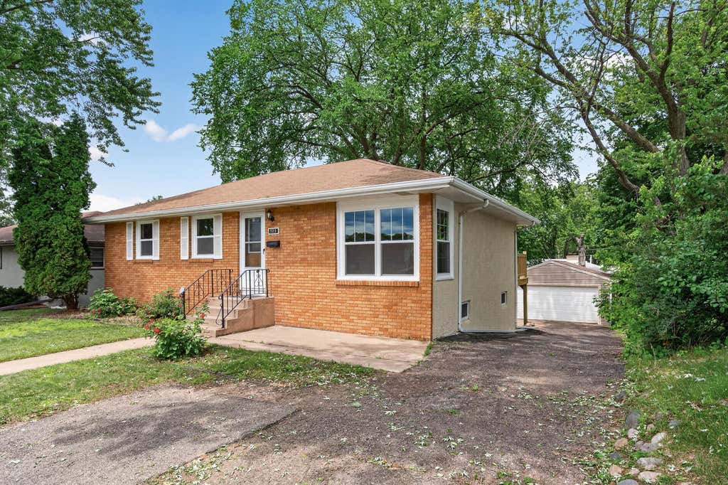 Photo of 725 49th Avenue NE, Columbia Heights, MN 55421 (MLS # 7097078)