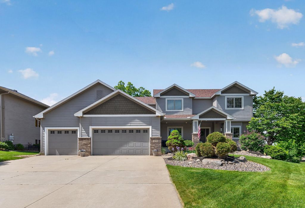 Photo of 17773 Ketchikan Court, Lakeville, MN 55044 (MLS # 7076495)