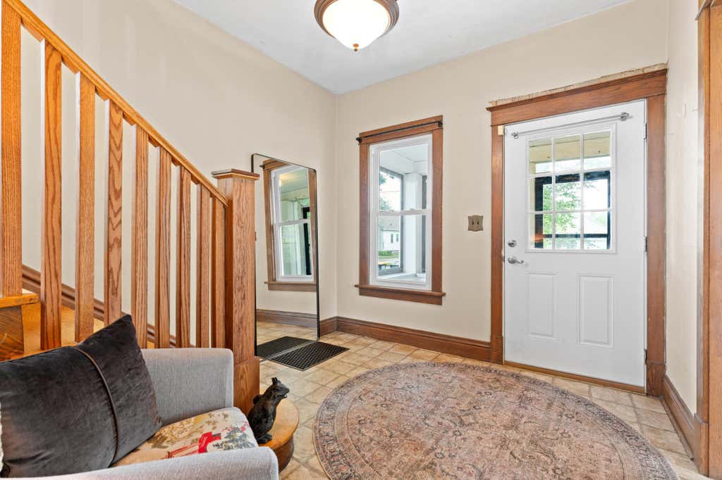 Photo of 119 13th Avenue SE, Rochester, MN 55904 (MLS # 7085997)